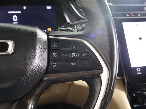 Used 2022 Jeep Grand Cherokee Limited AWD/4WD image 49