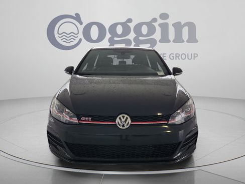 Used 2019 Volkswagen Golf 4-Door FWD image 8