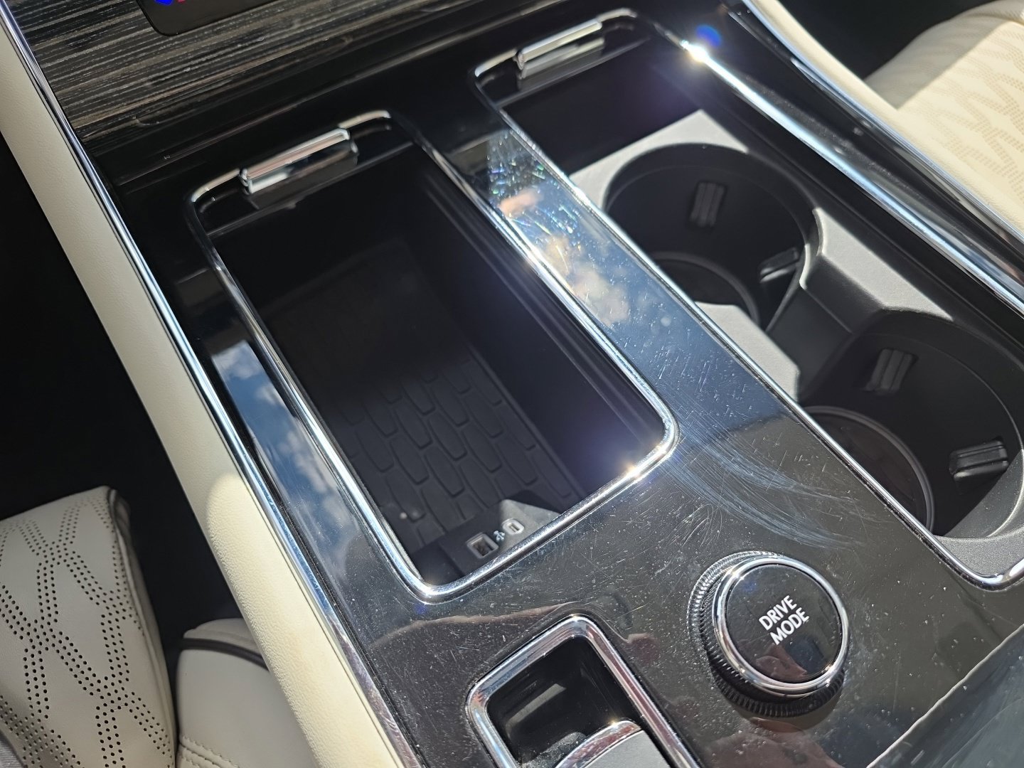 Used 2023 Lincoln Aviator Black Label Grand Touring AWD/4WD image 16