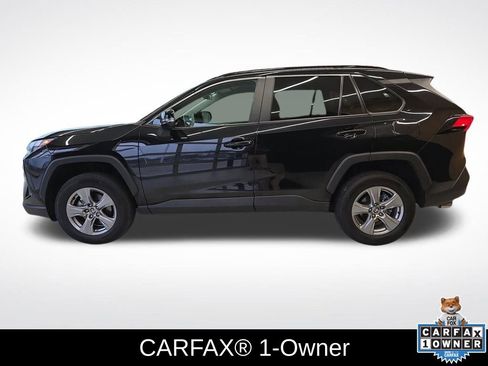 Used 2025 Toyota RAV4 XLE image 2