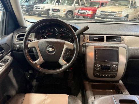 Used 2008 Chevrolet Avalanche LTZ AWD/4WD image 20