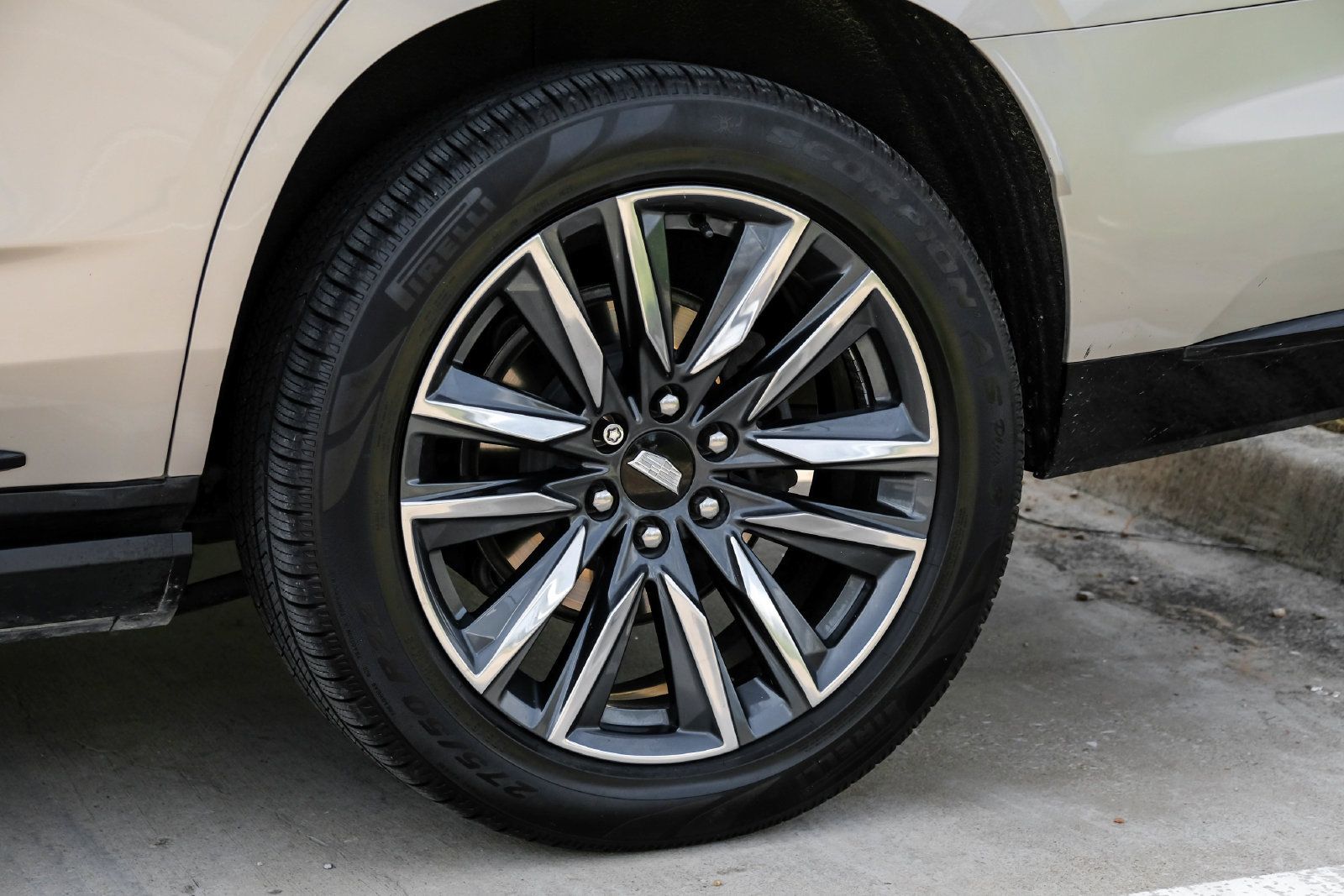 Used 2021 Cadillac Escalade Sport Platinum AWD/4WD image 67