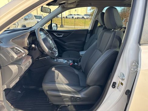 Used 2024 Subaru Forester Premium image 14