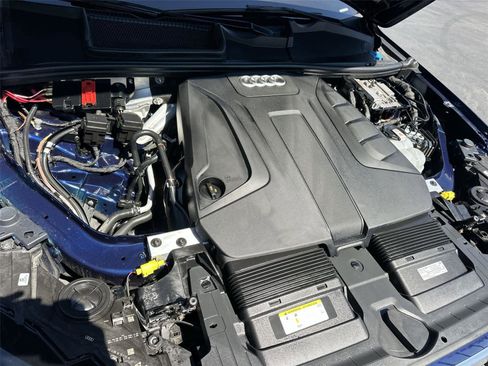 Used 2021 Audi Q7 2.0T Premium Plus w/ Premium Plus Package image 9