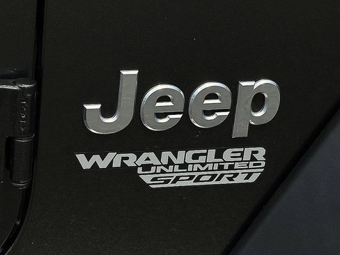 Used 2021 Jeep Wrangler Unlimited Sport w/ Cold Weather Group AWD/4WD image 26