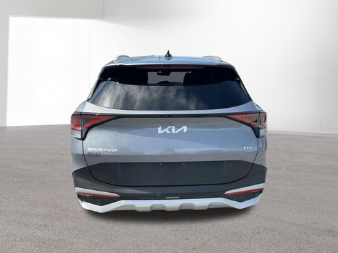 Certified 2023 Kia Sportage EX AWD/4WD image 4