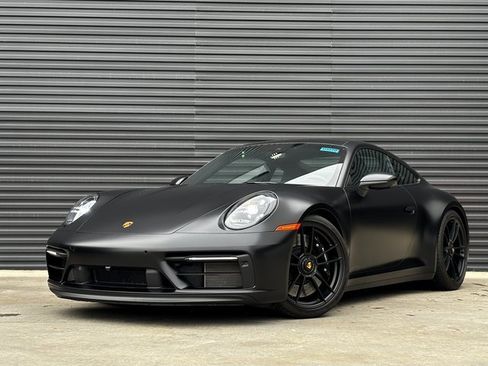 Certified 2022 Porsche 911 Carrera 4 GTS image 1
