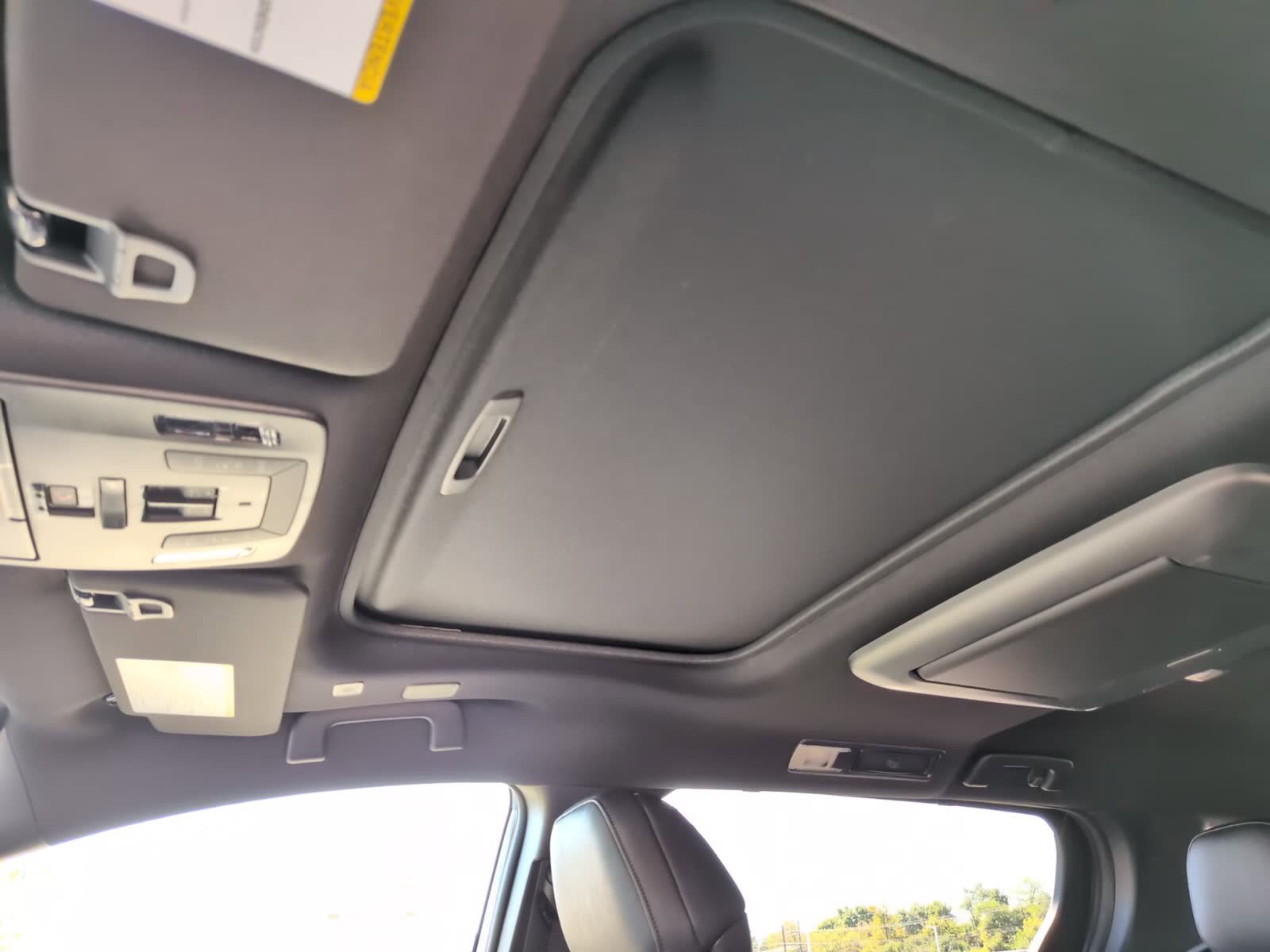 New 2026 Toyota Sienna Platinum AWD/4WD image 23