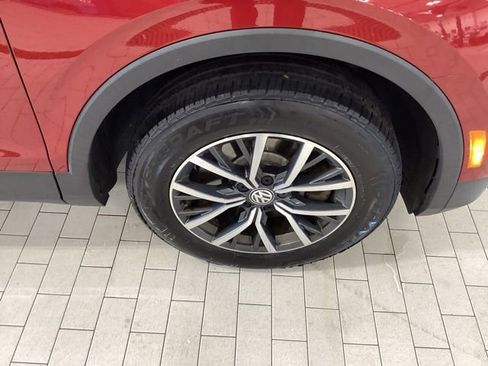 Used 2019 Volkswagen Tiguan SE AWD/4WD image 20