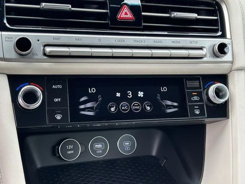 New 2026 Genesis G70 2.5T RWD image 21