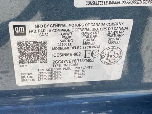 Used 2024 Chevrolet Silverado 3500 High Country image 36