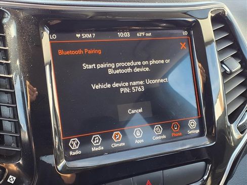 Used 2019 Jeep Cherokee Limited image 13