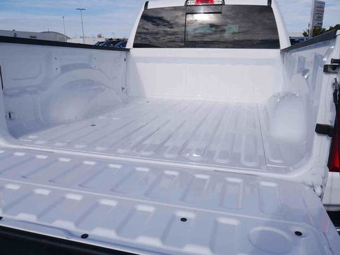 Used 2024 RAM 1500 Big Horn image 10