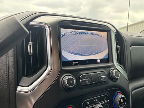 Used 2022 Chevrolet Silverado 2500 LT w/ Convenience Package image 19