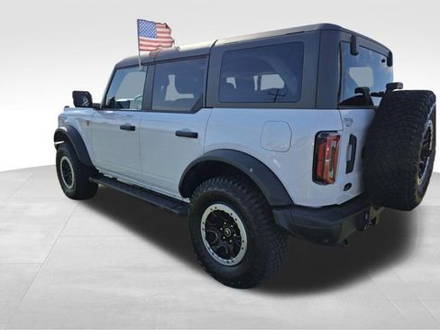 Used 2023 Ford Bronco Badlands w/ Sasquatch Package image 4