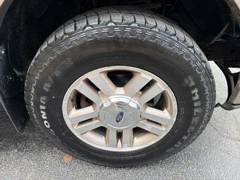 Used 2006 Ford F150 Lariat image 33