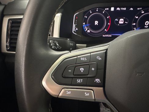 Used 2022 Volkswagen Atlas SEL image 23