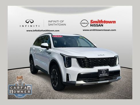 Used 2024 Kia Sorento S AWD/4WD image 1