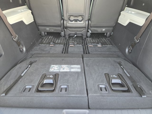 Certified 2024 Kia Carnival EX FWD image 33