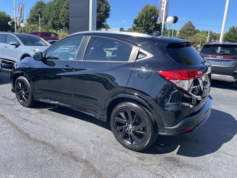 Used 2022 Honda HR-V Sport image 3