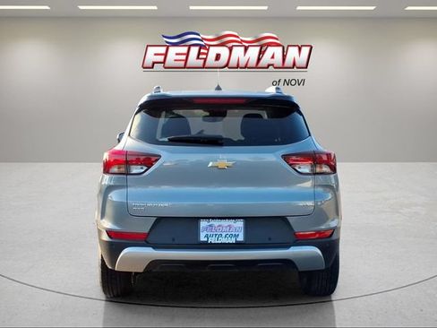Used 2023 Chevrolet TrailBlazer LT w/ Convenience Package AWD/4WD image 4