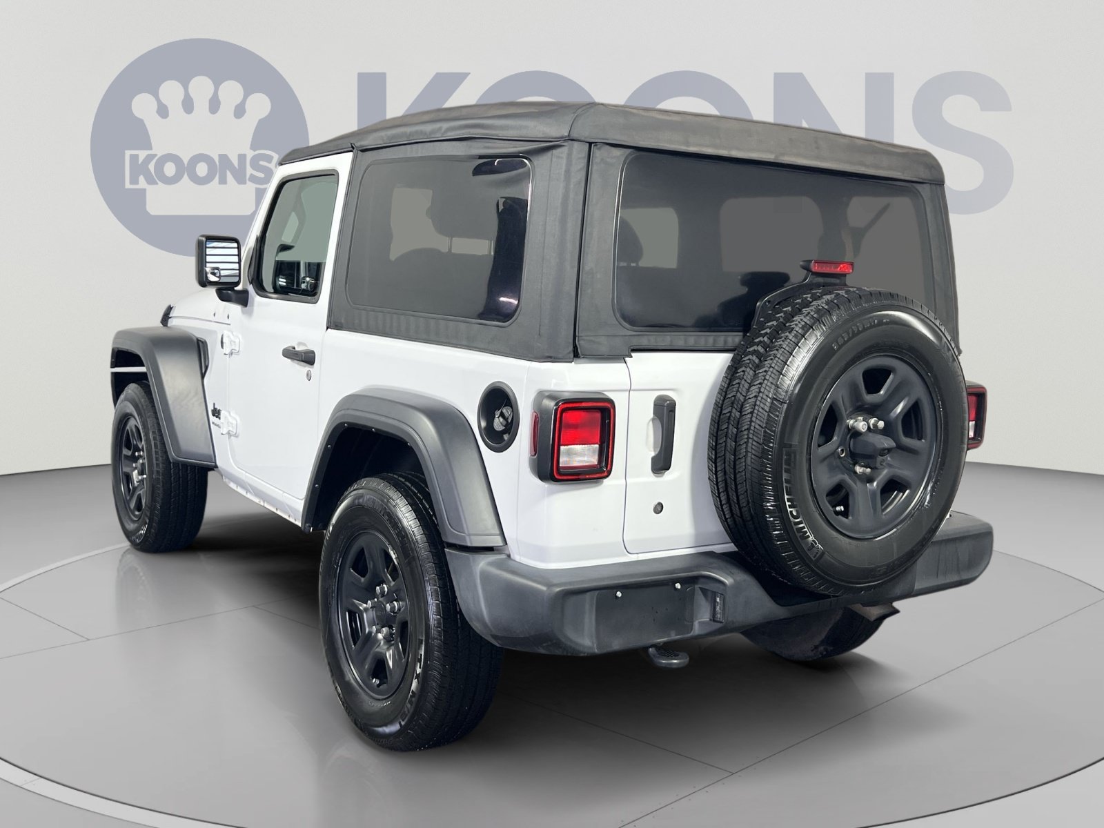 Used 2023 Jeep Wrangler Sport AWD/4WD image 4