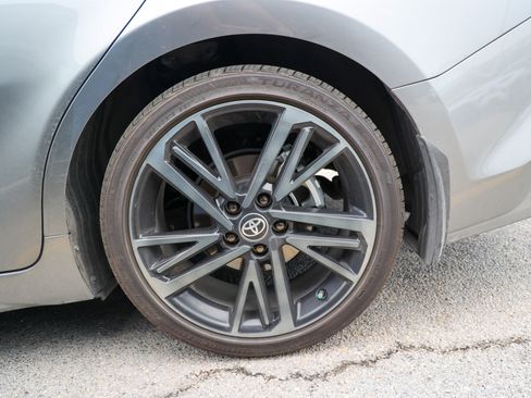 Used 2025 Toyota Camry XSE FWD image 12