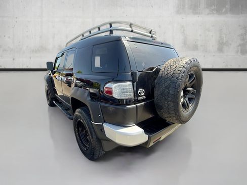 Used 2013 Toyota FJ Cruiser 4WD image 5