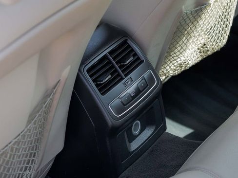 Used 2017 Audi A4 2.0T Ultra Premium w/ Convenience Package image 32