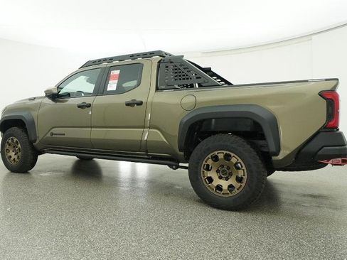 New 2025 Toyota Tacoma Trailhunter AWD/4WD image 24