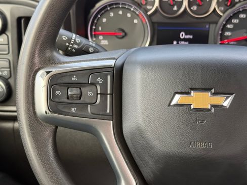 Used 2021 Chevrolet Silverado 2500 Custom image 23