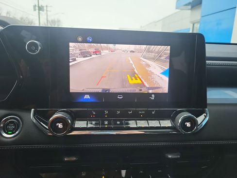 Used 2023 Chevrolet Colorado LT w/ LT Convenience Package III image 10