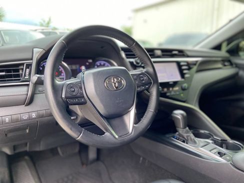 Used 2020 Toyota Camry SE AWD/4WD image 14