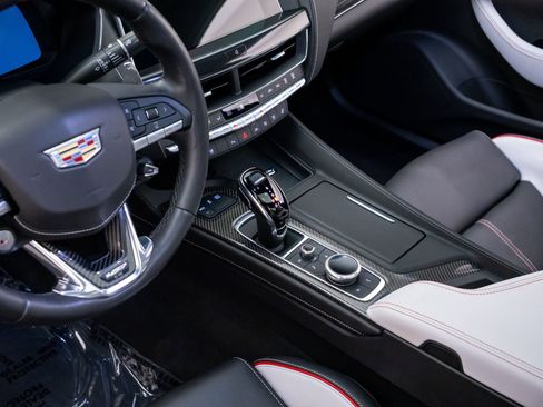 Used 2023 Cadillac CT5 V Blackwing w/ Carbon Fiber Package 2 RWD image 11