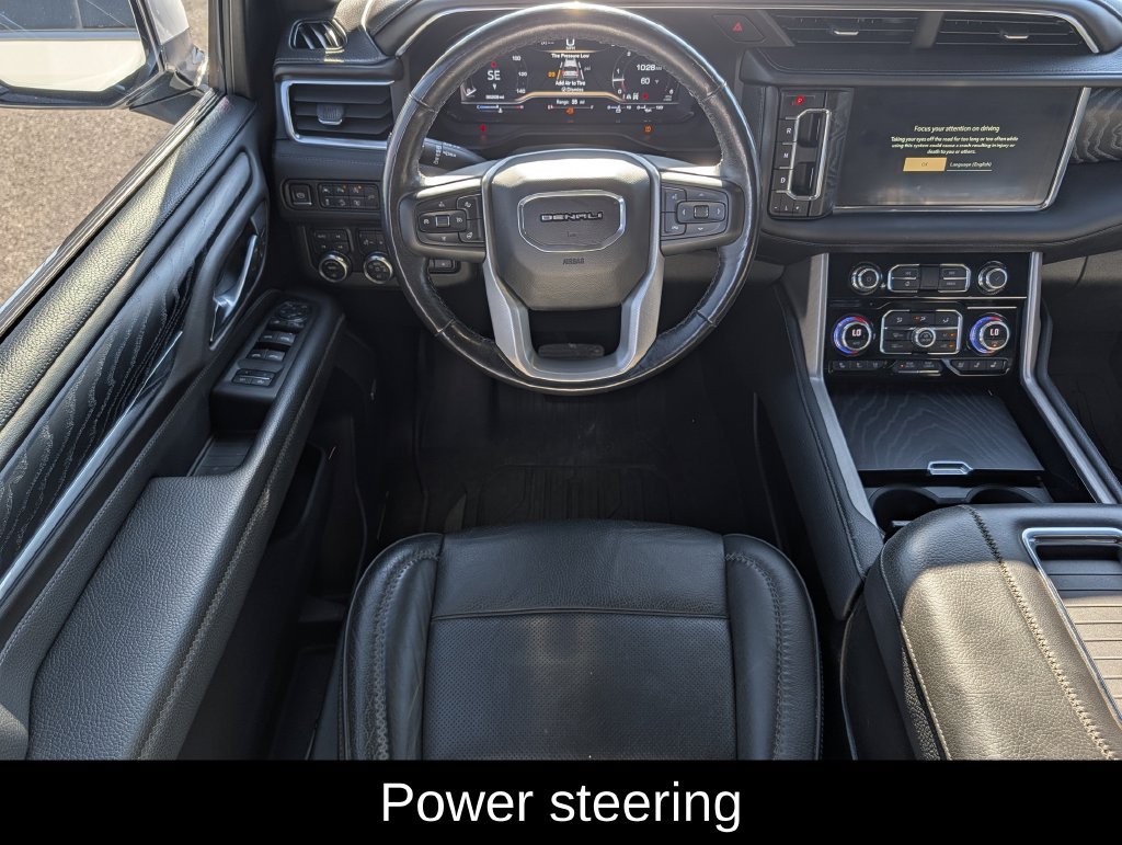 Used 2022 GMC Yukon Denali w/ Denali Premium Package AWD/4WD image 13