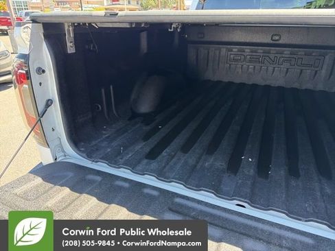 Used 2018 GMC Sierra 1500 Denali AWD/4WD image 31