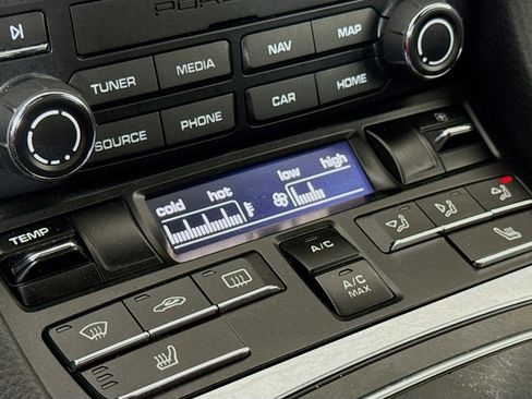 Certified 2018 Porsche 718 Cayman image 19