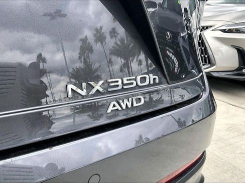 Used 2023 Lexus NX 350h AWD image 10