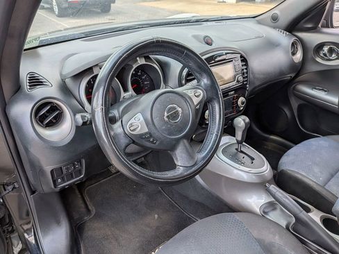Used 2016 Nissan Juke SV FWD image 32