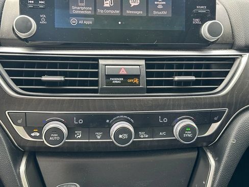 Used 2018 Honda Accord EX-L image 24