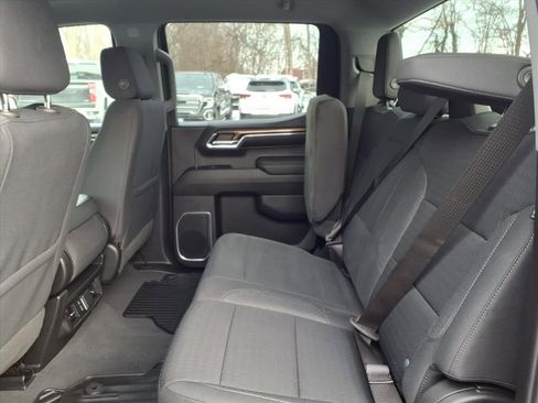 Used 2023 Chevrolet Silverado 1500 LT image 19