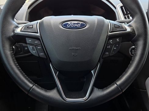 Used 2024 Ford Edge SEL AWD/4WD image 25