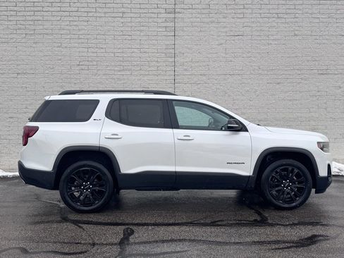 Used 2022 GMC Acadia SLT w/ Elevation Edition image 6