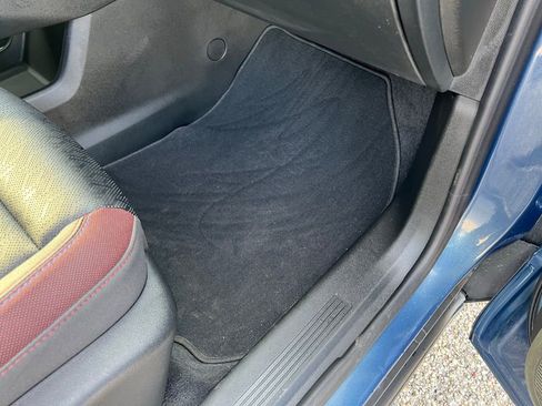 Used 2025 Chevrolet Equinox RS image 10