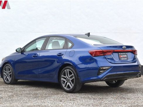 Used 2019 Kia Forte S FWD image 2