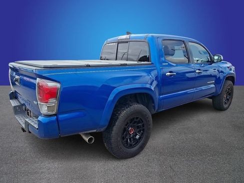 Used 2016 Toyota Tacoma Limited RWD image 4