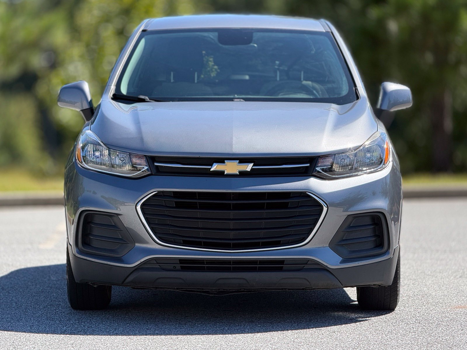 Used 2020 Chevrolet Trax LS w/ Tint and Cruise Package FWD image 3