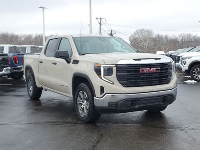 New 2026 GMC Sierra 1500 Pro w/ Pro Value Package