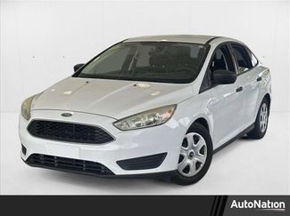 Used 2015 Ford Focus S image 1