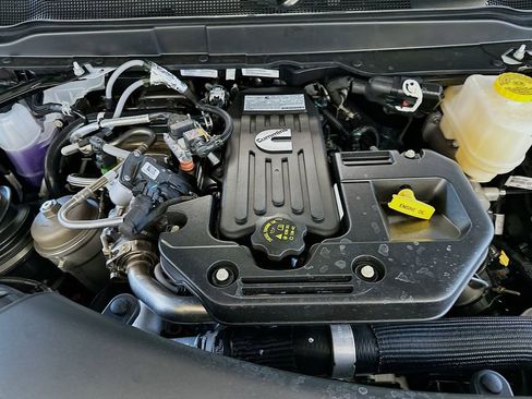 New 2026 RAM 5500 Tradesman AWD/4WD image 17